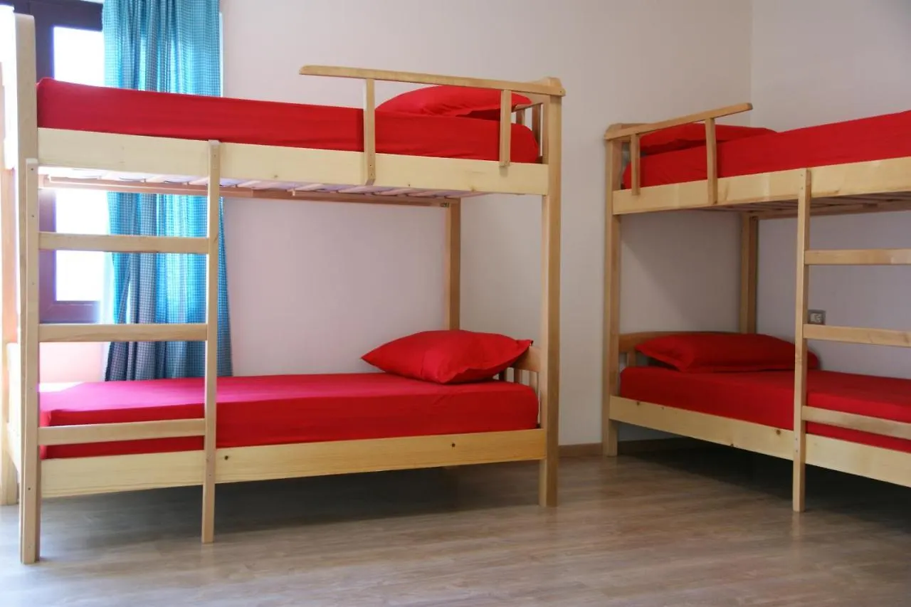 The Golden Rooster Hostel Tirana